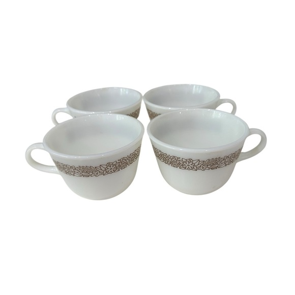 Pyrex Woodland Brown 4 Milk Glass Coffee Mugs 1978- 1983 Vintage Kitschy Collect - Picture 1 of 9